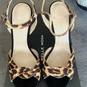 Pelle Moda Danielle Shoes Size 8